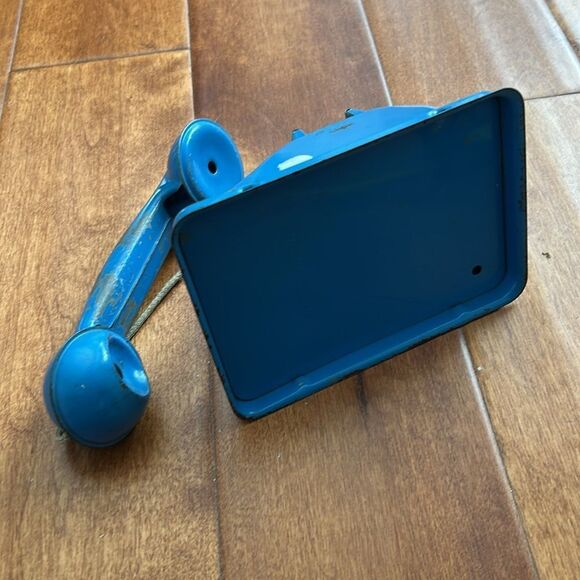 Vintage Blue Rotary child’s play Phone - Picture 3 of 8